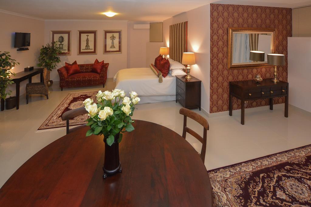 Ridgeworth Boutique Guesthouse Белвилл Экстерьер фото